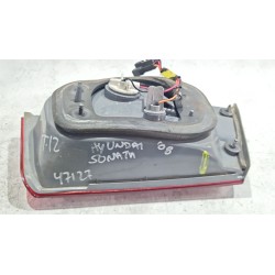 Recambio de piloto trasero izquierdo para hyundai sonata v (nf) 2.0 crdi referencia OEM IAM L924033K0  