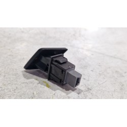 Recambio de boton emergencia para toyota yaris (_p9_) 1.4 d-4d (nlp90_) referencia OEM IAM 843320d0201859  