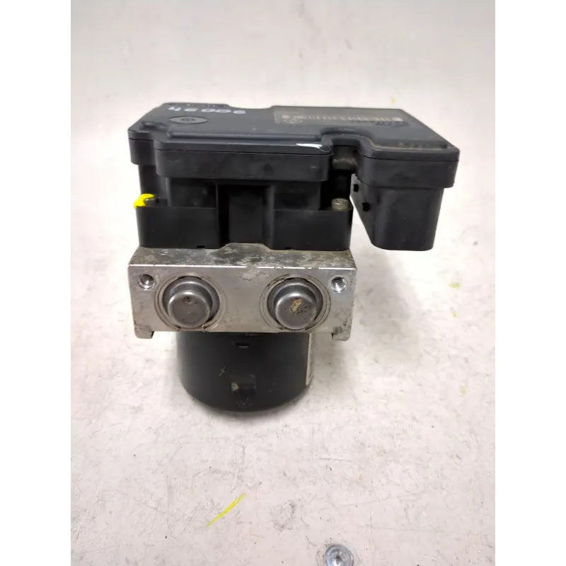 Recambio de abs para renault twingo ii (cn0_) 1.2 16v (cn04, cn0a, cn0b) referencia OEM IAM 8200403322F  