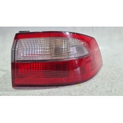 Recambio de piloto trasero derecho para renault laguna ii (bg0)(2001) 1.8 16v (bg0b, bg0m) referencia OEM IAM 8200002474  