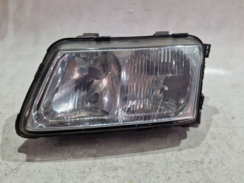 Recambio de faro delantero izquierdo para audi a3 (8l1) 1.9 tdi referencia OEM IAM  001963033 