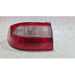 Recambio de piloto trasero izquierdo para renault laguna ii (bg0)(2001) 1.8 16v (bg0b, bg0m) referencia OEM IAM 8200002473  