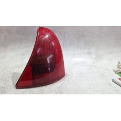 Recambio de piloto trasero derecho para renault clio ii fase i (b/cb0)(1998) 1.5 dci (b/cb03) referencia OEM IAM 770041051B  