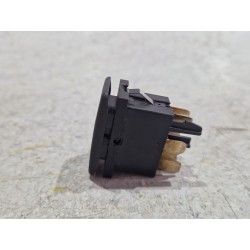 Recambio de boton elevalunas derecho para volkswagen polo iii (6n1)(09.1994) 55 1.3 referencia OEM IAM 191959855  