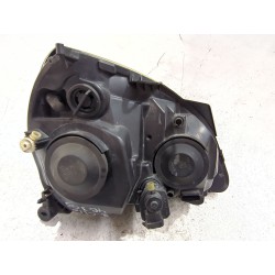Recambio de faro delantero izquierdo para renault clio ii (xbo) 1.1 75 cv referencia OEM IAM 15601900  