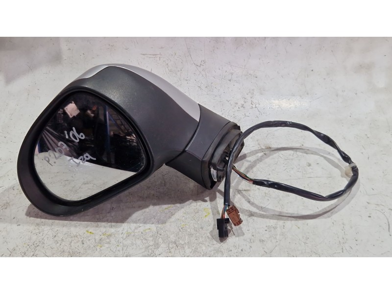 Recambio de retrovisor izquierdo para peugeot 207/207+ (wa_, wc_) 1.6 16v referencia OEM IAM E11026357  