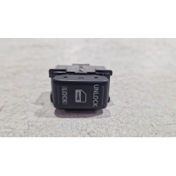 Recambio de boton cierre centralizado para nissan note (e11, ne11) 1.6 referencia OEM IAM 0Y24b  