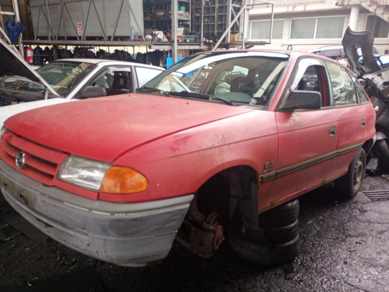 opel astra f sedán (t92) del año 1991