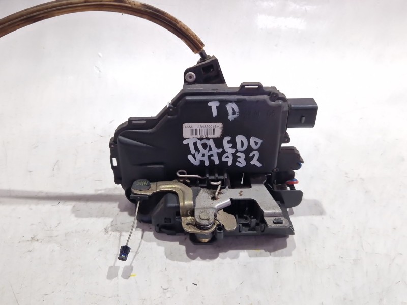 Recambio de cerradura puerta trasera derecha para seat toledo ii (1m2) 1.9 tdi referencia OEM IAM 3B4839016M  