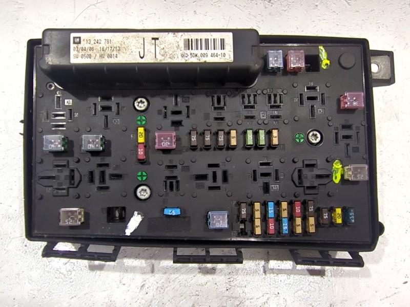 Recambio de caja reles / fusibles para opel astra h twintop (a04) 1.6 (l67) referencia OEM IAM 13242781  