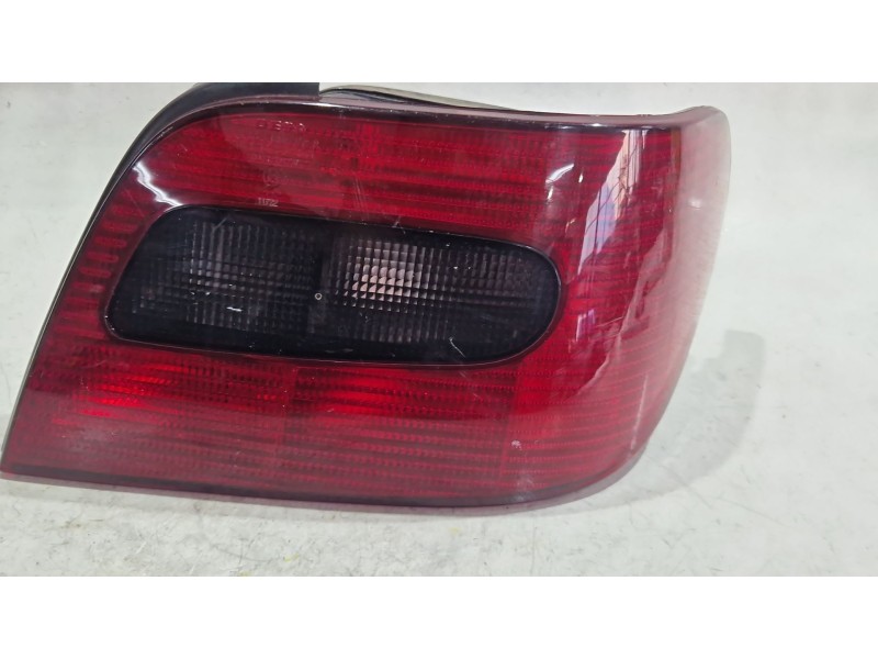 Recambio de piloto trasero derecho para citroën xsara berlina (1997) 1.6 i referencia OEM IAM 085521915R  