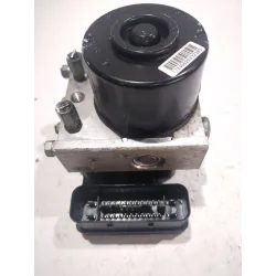 Recambio de abs para toyota yaris (_p9_) 1.4 d-4d (nlp90_) referencia OEM IAM 445100D110  