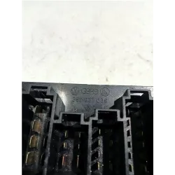 Recambio de caja fusibles/rele para volkswagen golf iii variant (1h5)(1993) 1.9 d referencia OEM IAM 357937039  