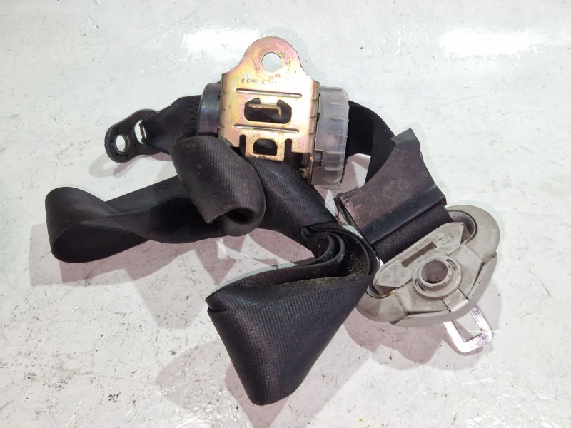Recambio de cinturon seguridad trasero izquierdo para volkswagen golf iv (1j1) 1.9 tdi referencia OEM IAM A010406  