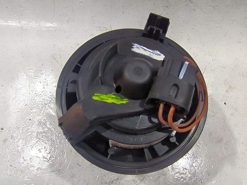 Recambio de motor calefaccion para renault clio iii (2005) 1.5 dci referencia OEM IAM T1029527H  