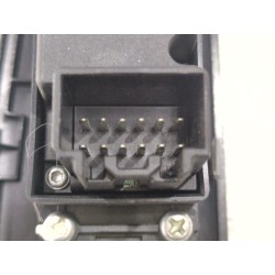 Recambio de mando elevalunas delantero derecho para mazda 3 (bk) 1.6 di turbo referencia OEM IAM BS3H684L  