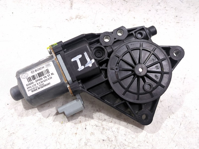 Recambio de motor elevalunas trasero izquierdo para kia venga (yn) 1.4 cvvt referencia OEM IAM 834501P000  