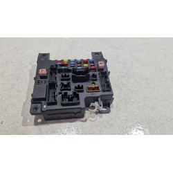 Recambio de caja reles / fusibles para peugeot 4007 (2007) 2.2 premium [2,2 ltr. - 115 kw hdi fap] referencia OEM IAM 8637A318  