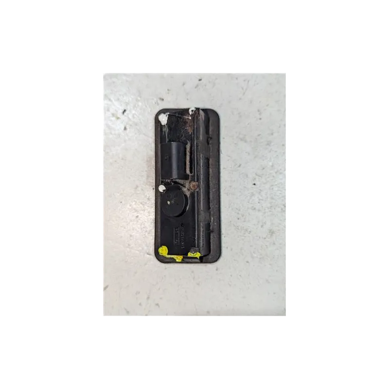 Recambio de pulsador porton para ford focus berlina (cb4)(2008) referencia OEM IAM 6M5119B514AC  