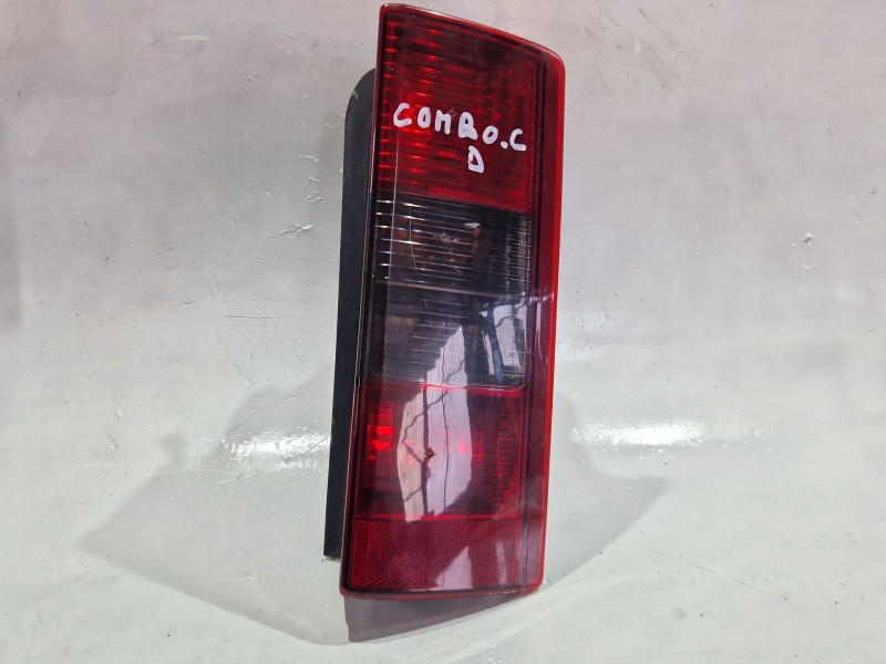 Recambio de piloto trasero derecho para opel combo furgoneta/monovolumen 1.7 cdti 16v referencia OEM IAM 45313  