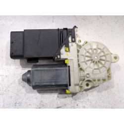 MOTOR ELEVALUNAS DELANTERO DERECHO 9776105413301 