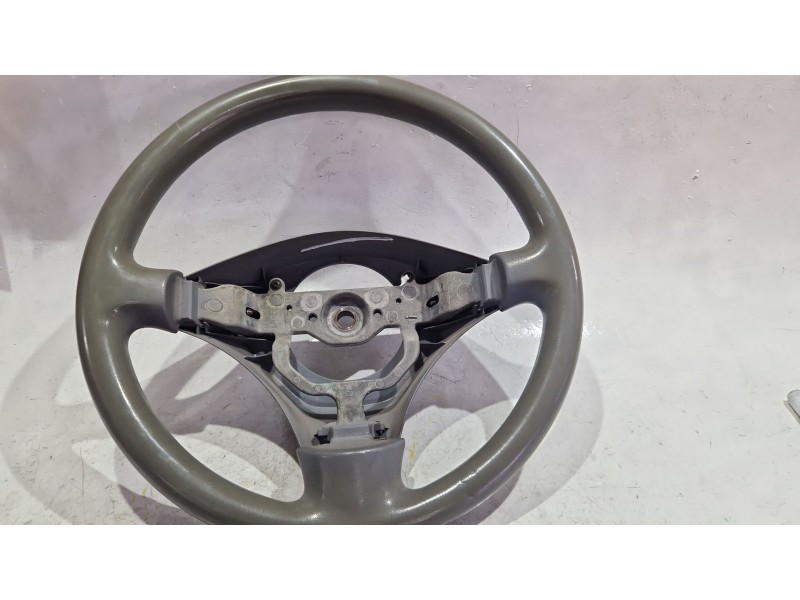 Recambio de volante para toyota yaris (_p1_) 1.0 (scp10_) referencia OEM IAM 4518452010  