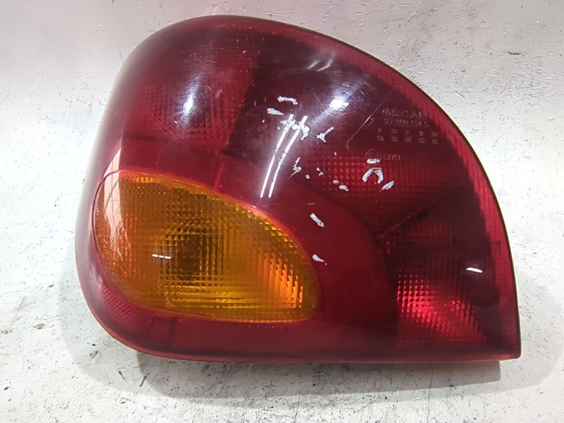 Recambio de piloto trasero izquierdo para ford fiesta iv (ja_, jb_) 1.3 i referencia OEM IAM 96FG13N004  