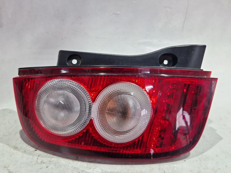 Recambio de piloto trasero izquierdo para nissan micra iii (k12) 1.2 16v referencia OEM IAM   