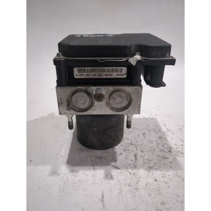 Recambio de nucleo abs para hyundai sonata (nf)(2005) 2.0 crdi referencia OEM IAM 0265235212 589203K101  