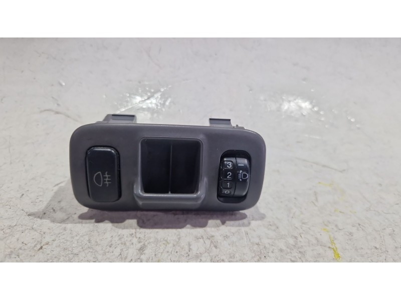 Recambio de regulador altura luces para toyota yaris (_p1_) 1.0 (scp10_) referencia OEM IAM 777197  