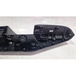 Recambio de mando elevalunas delantero izquierdo para ssangyong tivoli 1.6 xdi 160 referencia OEM IAM 8581135000  