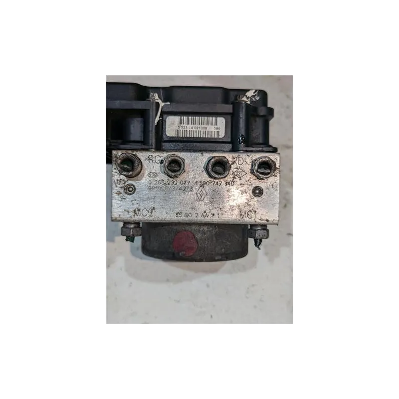 Recambio de nucleo abs para renault clio iii (2005) 1.1 75 cv referencia OEM IAM 0265232077 8200747140  