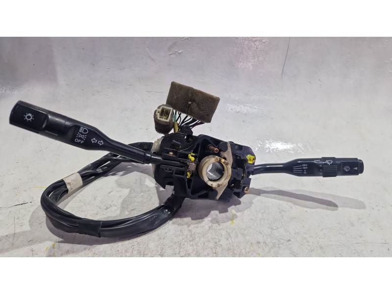 Recambio de mando multifuncion para hyundai galloper ii (jk-01) 2.5 td intercooler referencia OEM IAM 330310L  