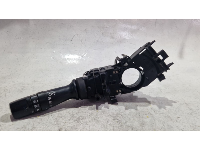 Recambio de mando intermitentes para kia venga (yn) 1.4 cvvt referencia OEM IAM SG630  