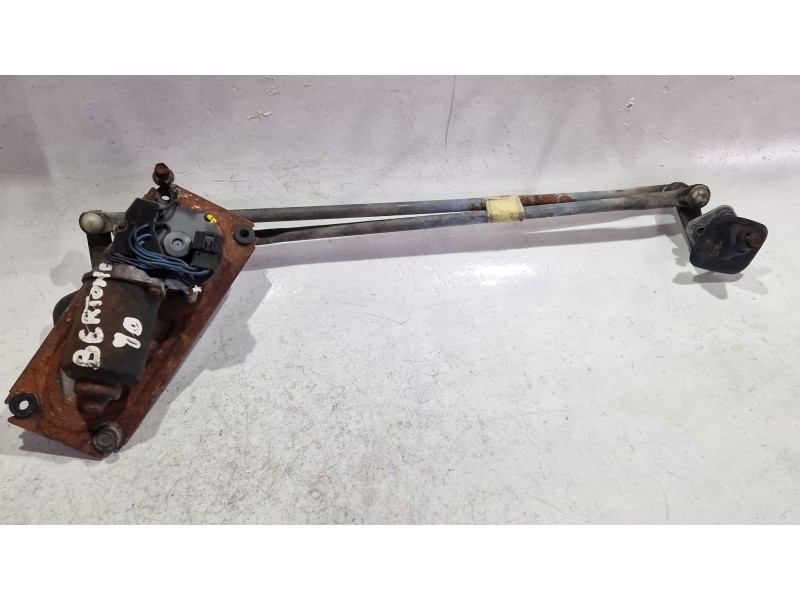 Recambio de mecanismo limpia delantero para bertone freeclimber 2 1.6 referencia OEM IAM   