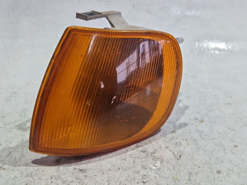 Recambio de piloto delantero izquierdo para volkswagen polo iii (6n1)(09.1994) 55 1.3 referencia OEM IAM 962831  