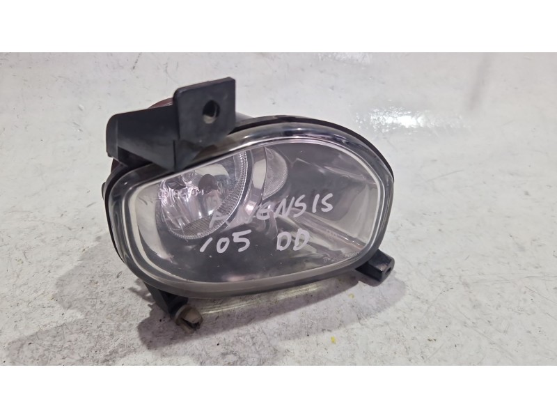 Recambio de faro antiniebla derecho para toyota avensis berlina (t25)(2003) executive berlina d-cat referencia OEM IAM 812100506
