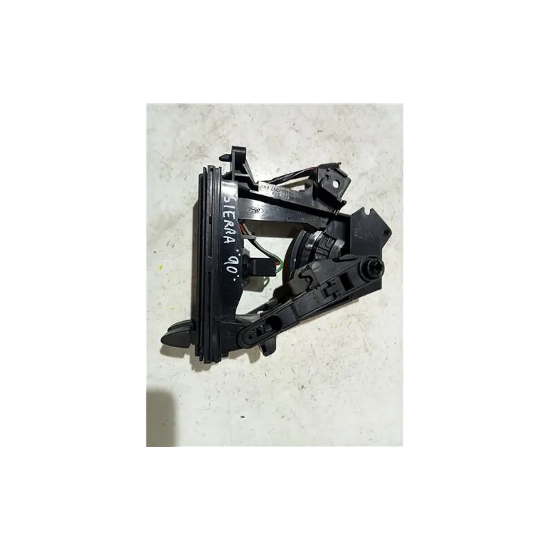 Recambio de mandos climatizador para ford sierra berlina (1987) 2.0 i referencia OEM IAM 83BG18K309  