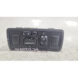 Recambio de mando multifuncion para toyota avensis (_t25_) 2.0 d-4d (cdt250_) referencia OEM IAM 183575  