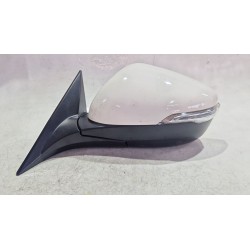 Recambio de retrovisor izquierdo para ssangyong tivoli 1.6 xdi 160 referencia OEM IAM E4044628  
