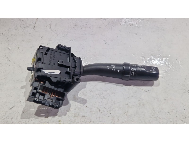 Recambio de mando limpiaparabrisas para toyota avensis (_t25_) 2.0 d-4d (cdt250_) referencia OEM IAM 173654  