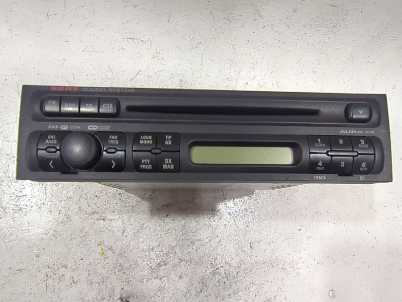 Recambio de sistema audio / radio cd para seat leon (1m1) 1.9 tdi referencia OEM IAM 1M0035186D  