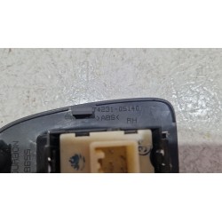 Recambio de mando elevalunas delantero derecho para toyota avensis (_t25_) 2.0 d-4d (cdt250_) referencia OEM IAM 7423105140  