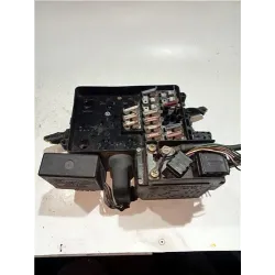 Recambio de caja fusibles/rele para bmw serie 3 berlina (e30)(1982) 2.4 324td [2,4 ltr. - 85 kw turbodiesel] referencia OEM IAM 