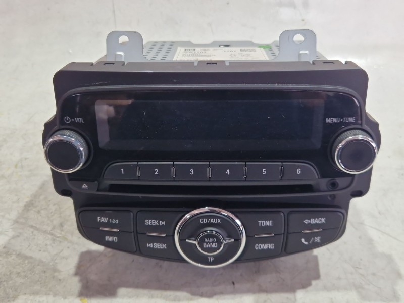 Recambio de sistema audio / radio cd para chevrolet cruze a17dts referencia OEM IAM 95367707  