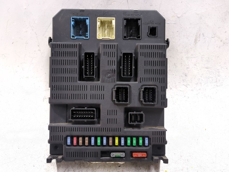 Recambio de caja reles / fusibles para citroën c2 (2003) 1.1 referencia OEM IAM 9664156780  