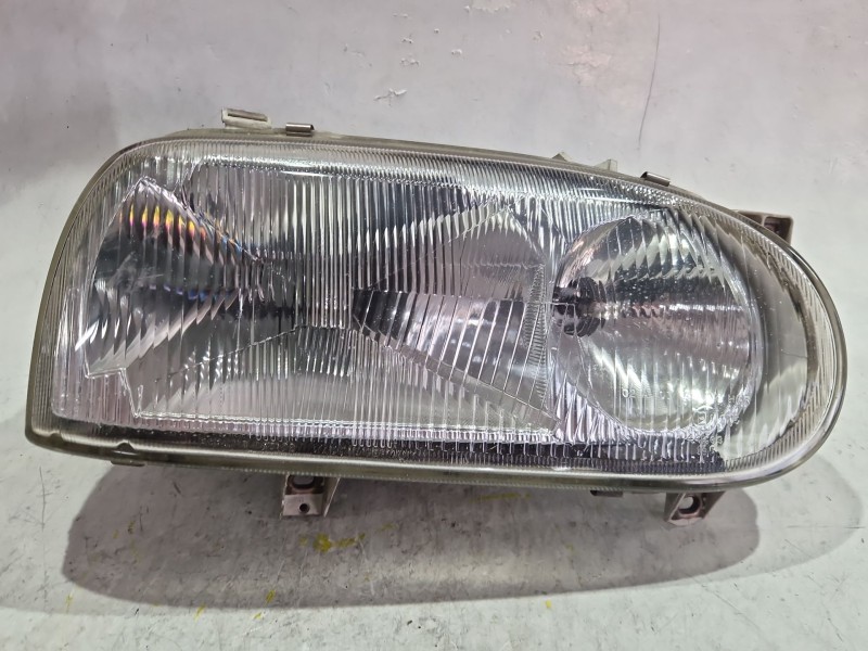 Recambio de faro delantero derecho para volkswagen golf iii (1h1) 1.9 tdi referencia OEM IAM 13918000  