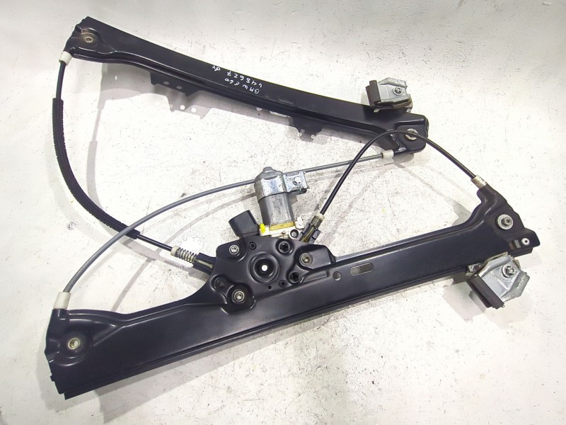 Recambio de mecanismo elevalunas delantero derecho para bmw 5 (e60) 530 d referencia OEM IAM 7075668E  