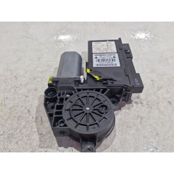 MOTOR ELEVALUNAS DELANTERO DERECHO 8E1959802B 