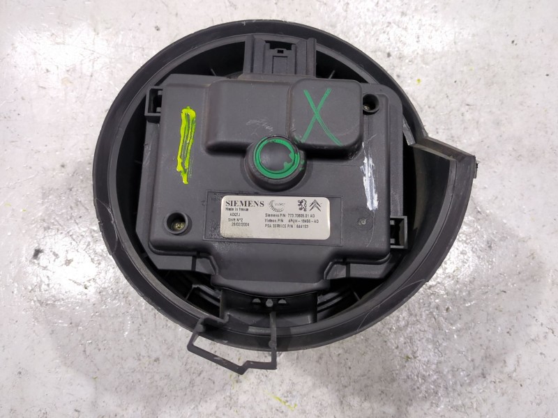 Recambio de motor calefaccion para peugeot 407 hdi 135 referencia OEM IAM 6441S3  